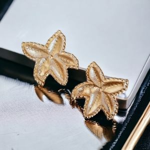 Vintage Diane Von Furstenberg Couture Starfish Matte Goldtone Clip Earrings